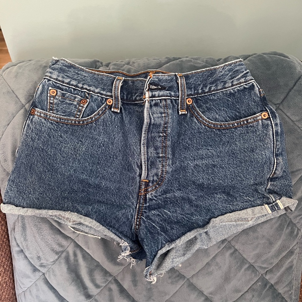 Levi's Made From White Oak Cone Denim Blue  Shorts Women's Button Fly, Size 26